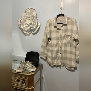 Ci Sono Button Up